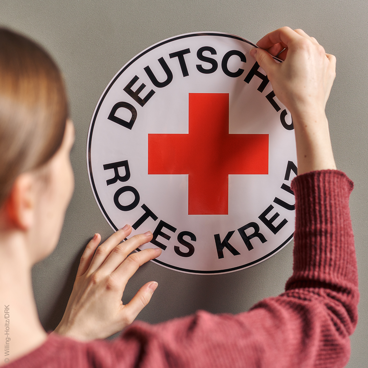DRK-Rundlogo Aufkleber mit 30 cm VE = 5 Stück
