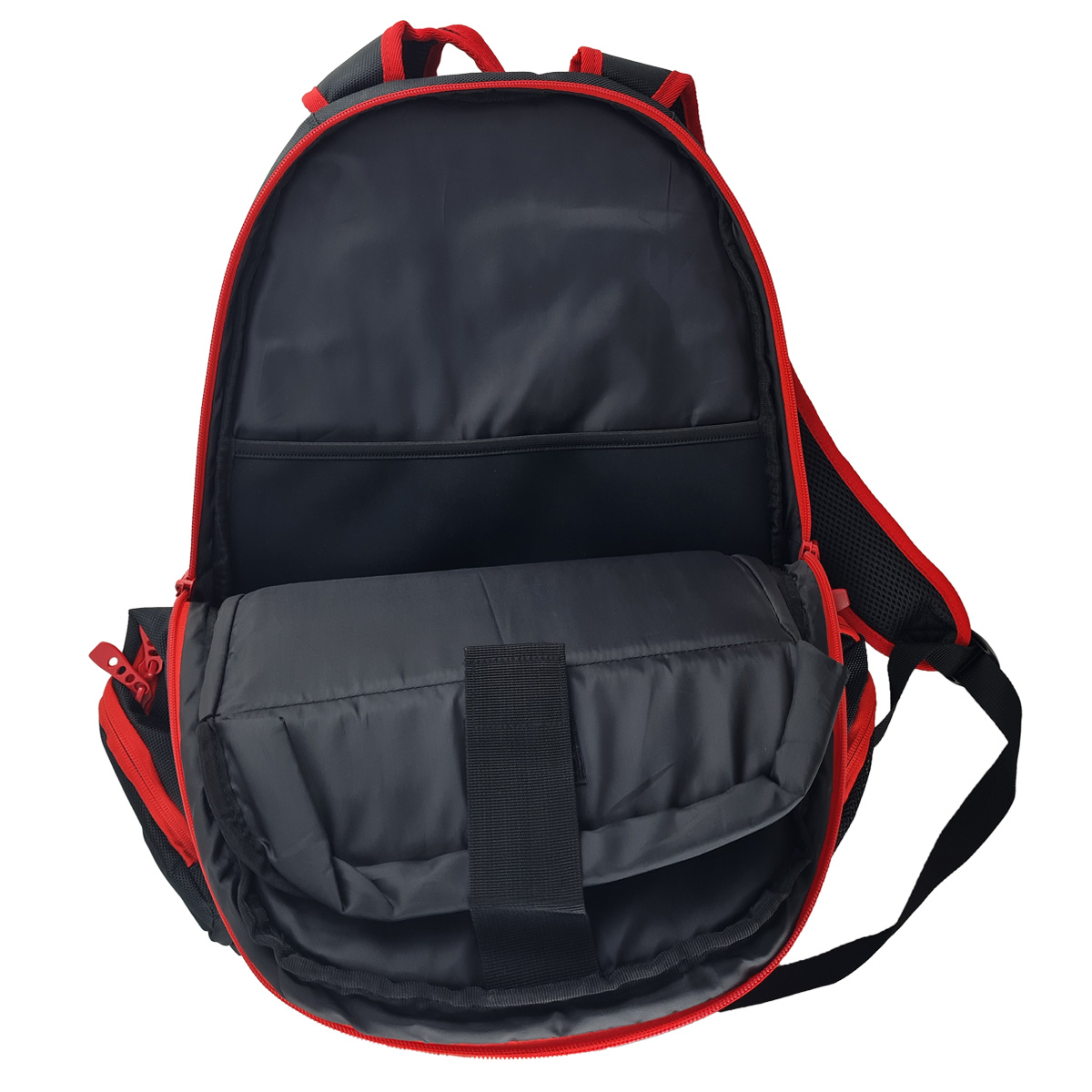 DRK-Einsatzrucksack mit Funkgeräthalterung, Helmbefestigung und Laptopfach