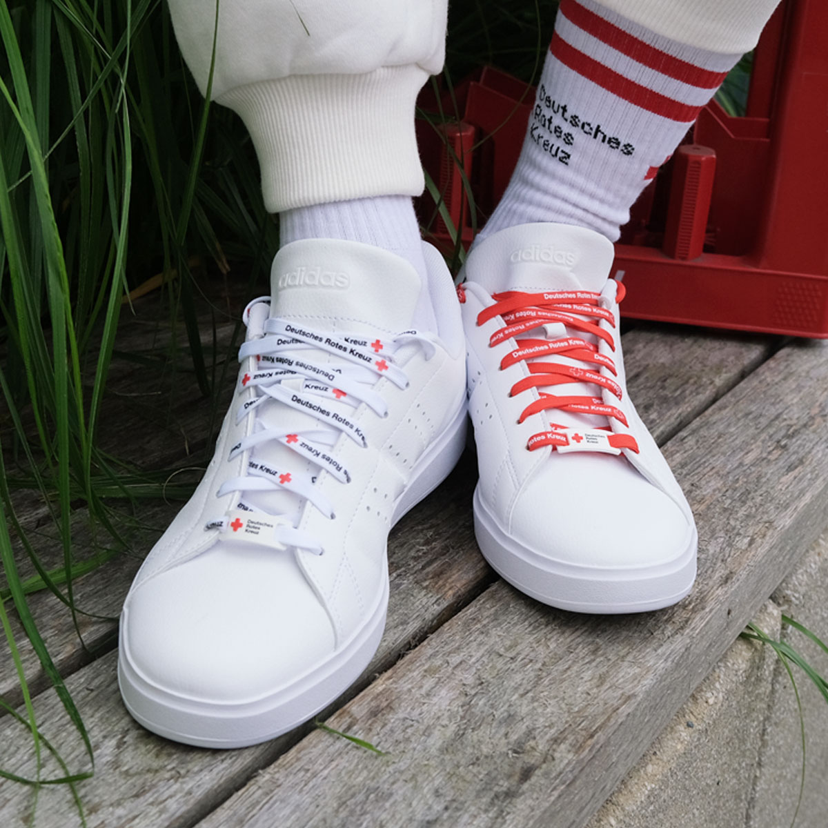 Schuhwerk, Schuh, Sneaker, Strumpfwaren, Socke